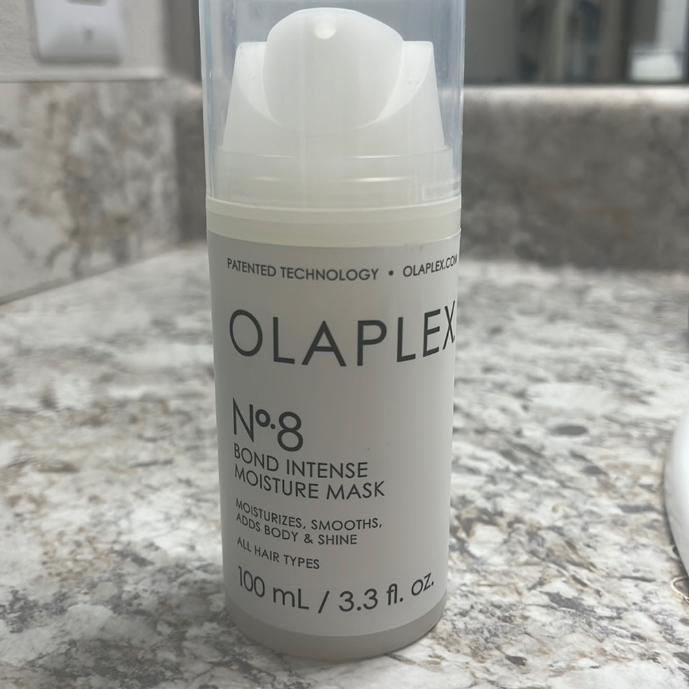 Olaplex No8 Bond intense moisture mask